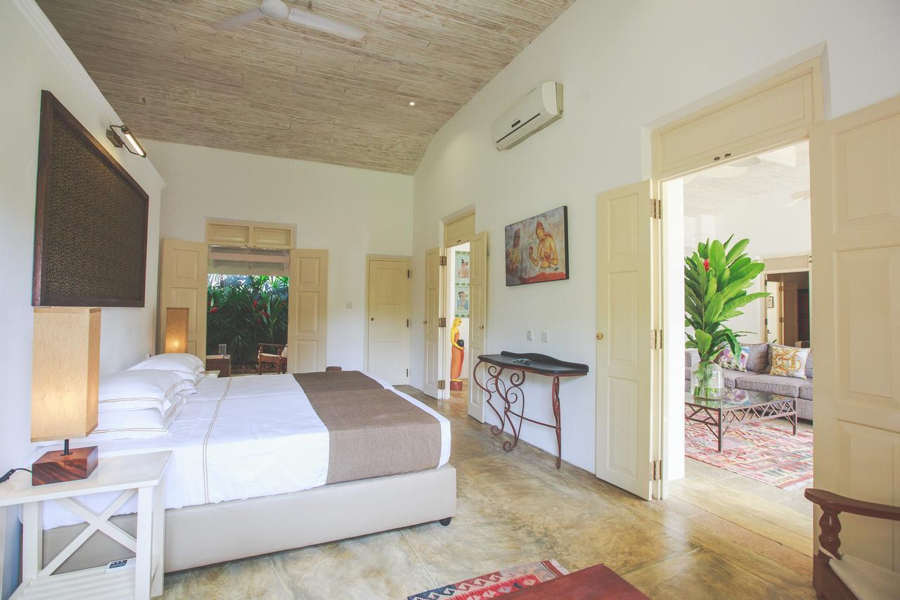 Karmel Villa Thalduwa Island - Five Bedroom Luxury Villa With Private Pool Ahangama Extérieur photo